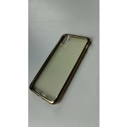 Силиконовый чехол для iPhone X XS золотой